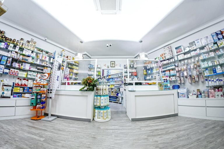 Instalaciones Comerciales para Farmacias. Proyecto para farmacia de Villanueva del Arzobispo