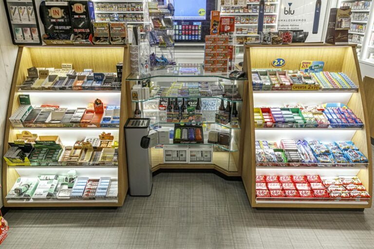 Instalaciones comerciales para estancos. Proyecto realizado para un estanco en Úbeda