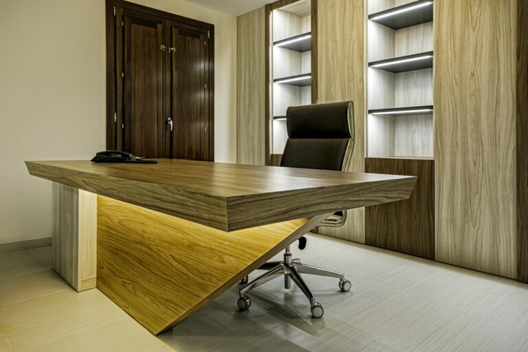 Instalaciones comerciales para oficinas. Proyecto de oficinas para el grupo Ruizlo21 de Úbeda