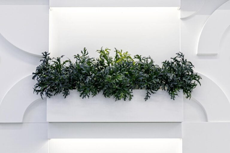 Instalaciones comerciales para clínicas. Proyecto realizado en la clínica dental Essential de Úbeda